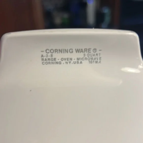 Corning ware WILDFLOWERS 3qt casserole dish with Pyrex lidAND 2-3/4 cup dish